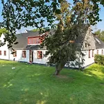 6318-stege-holtegardsvej-18-b * Stege