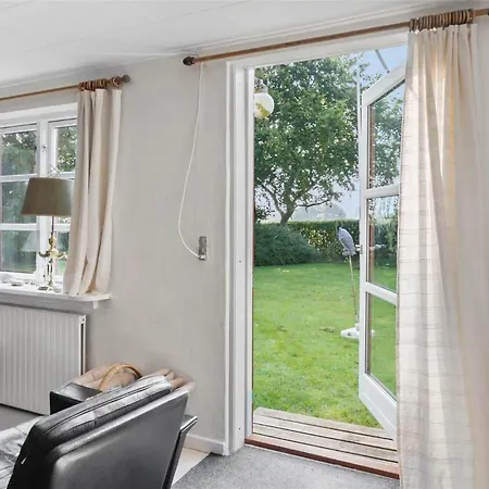 6318-stege-holtegardsvej-18-b *