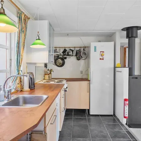 6318-stege-holtegardsvej-18-b